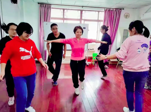 打开良知教育这本特教书——参加家长经典班学习回忆录 打开良知教育这本特教书——参加家长经典班学习回忆录